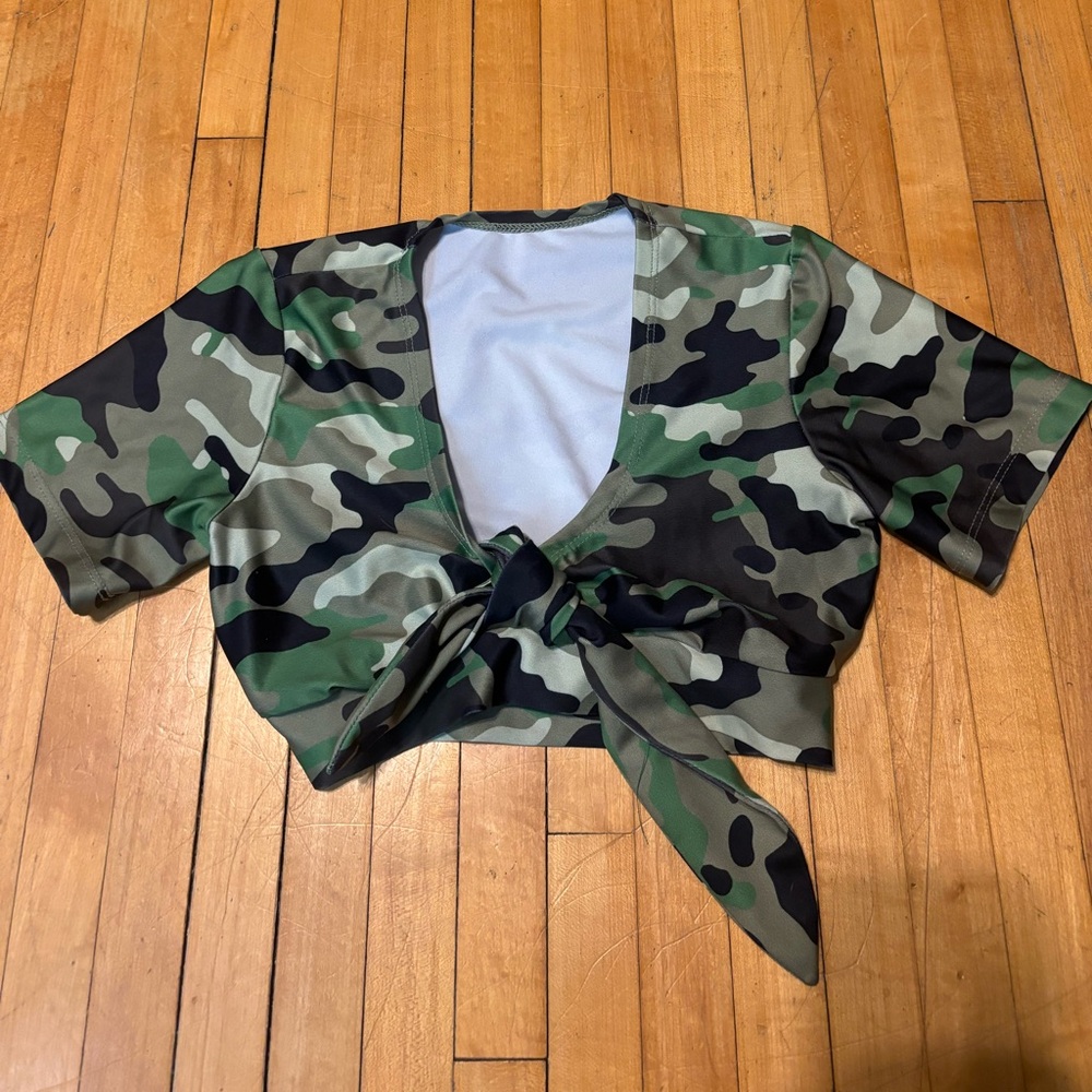 Twin Peaks uniform